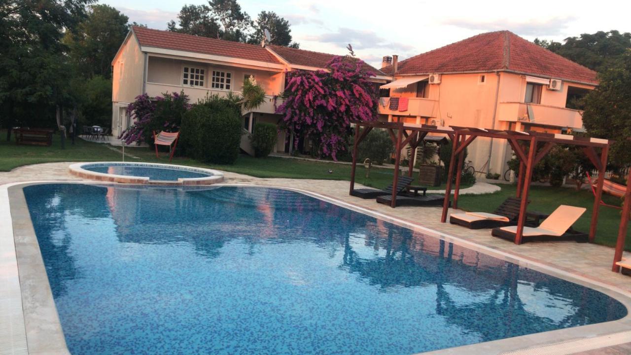 Apartments Ada Bojana Ulcinj Bagian luar foto