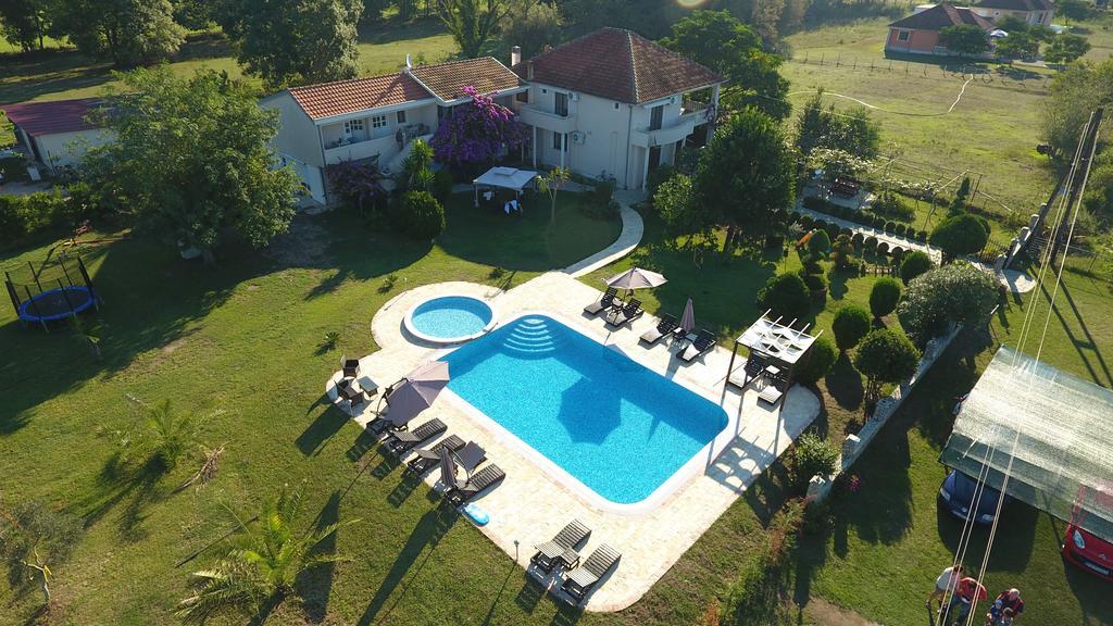 Apartments Ada Bojana Ulcinj Bagian luar foto